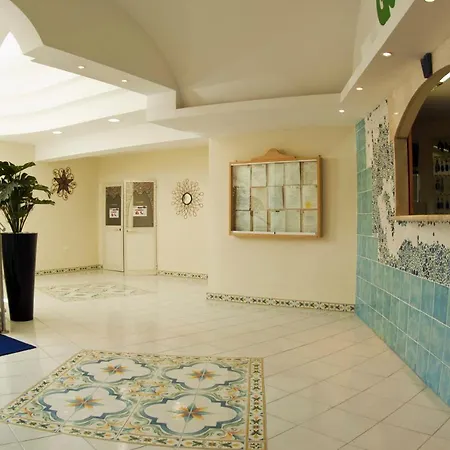 Rasciada Club 4* קאסטלסארדו